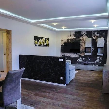 Ht Appartement Nr 2 Greppin Exterior foto